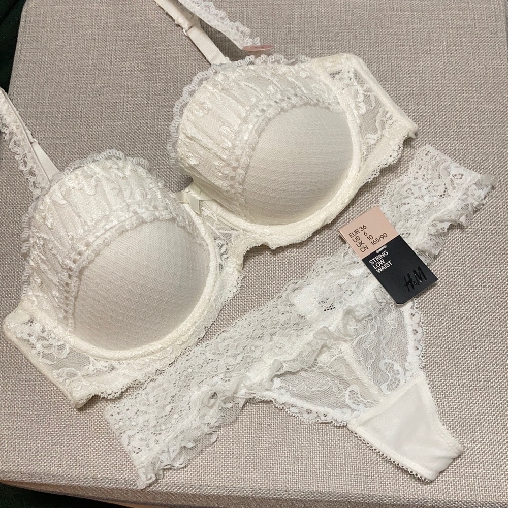 “Bridal” bra and pantie set